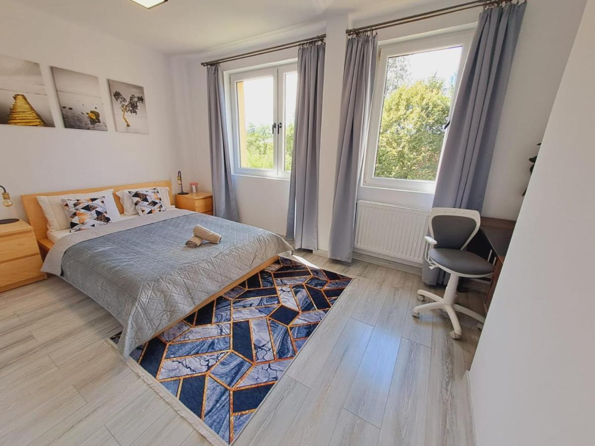 Limanowa Sunriser Apartment Екстер'єр фото