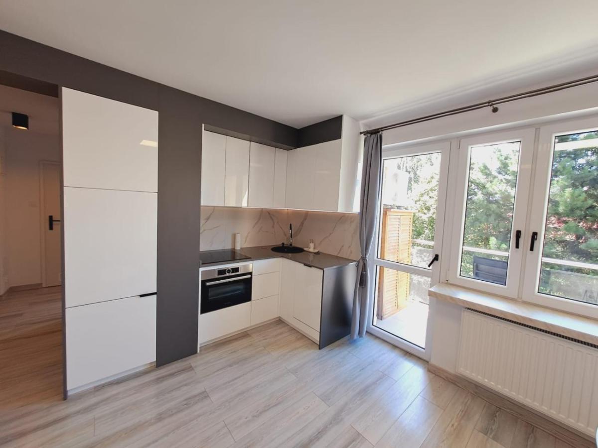 Limanowa Sunriser Apartment Екстер'єр фото